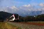 Am 9.Oktober 2016 flitzt GTW 11 als R8588 in Richtung Pölfing Brunn,....