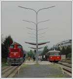 Der ehemalige GKB Triebwgen und heute im Besitz der Steirischen Eisenbahnfreunde (Stef) stehene VT 10.02  mit den beiden Beiwagen VB 10.02 und VB 10.12 als Spz 8436 von Lieboch retour nach Graz am 18.4.2007 bei der Kreuzung mit dem R 8443 nach Kflach, aufgenommen im Bahnhof Stragang.