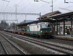 ??? - Lok 91 80 6 193 299-5 vor Güterzug bei der durchfahrt im Bahnhof Sissach am 12.12.2020