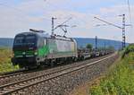 193 203 bespannte am 23.08.2015 den Kupferanoden-Zug in Richtung Norden. Aufgenommen zwischen Mecklar und Ludwigsau-Friedlos.