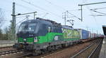 LTE Logistik- und Transport GmbH, Graz [A] mit der ELL Vectron  193 729  [NVR-Nummer: 91 80 6193 729-1 D-ELOC] und Taschenwagenzug aus Richtung Polen (Poznan) nach Rotterdam  am 13.02.20 Durchfahrt Bf. Flughafen Berlin Schönefeld.