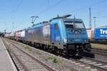 LTE 186 942 zieht am 30.April 2026 ein gut beladener KLV s�dwarts durch Neuwied.