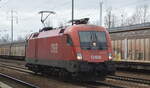 ÖBB - Österreichische Bundesbahnen [A] mit  1016 022  [NVR-Nummer: 91 81 1016 022-6 A-ÖBB] am 18.01.22 Durchfahrt Bf.