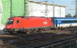 Die �BB 1216 227 f�hrt im September 2026 den morgendlichen Railjet nach Graz durch den Bahnhof Dresden Freiberger Stra�e