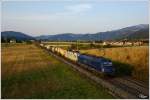 Im letzten Abendlicht ziehen MGW 183 500 und SETG ES 64 U2 101 den Tauernumleiter SLGAG 47889 nach Villach.
St. Lorenzen 6.8.2013