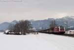 The 1216.940 of Salzburger Lokalbahn transit in Bernau with a freight train from Salzburg to Brixlegg. (December 27, 2010)