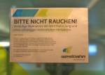 Nach vorheriger Information bezglich des Zuges freuten wir uns schon (als  passionierte Raucher ) auf den gelegentlichen Genuss einer Zigarette in der abgeschlossenen Raucher-Lounge, da man dies bei lngeren Fahrten doch immer noch hin und wieder vermisst. Leider macht aber wohl die Regierung der Westbahn derzeit hier noch einen Strich durch die Rechnung, wie beim Eintritt zu lesen war. Aufgenommen am 05.07.2012.