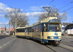 WLB TW 120 am Weg nach Wiener Neudorf, Eichenstraße im Hindergrund der Bahnhof Wolfganggasse, 21.03.2018 