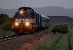 Es go in Strmen, als die V100 der Wiener Lokalbahnen den R 16299 von Ernstbrunn nach Wien Sdbahnhof (Ostseite) brachte. Das Foto entstand kurz vor Korneuburg am 18.05.2008.