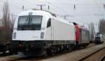 Fabriksneue 1216  WhiteLady  als 183 602, vor SBB Cargo 482 037-9, sowie im Hintergrund die ES64U2-024 der Wiener Lokalbahn - abgestellt am 4.1.2009 im Donauuferbahnhof/Wien.
