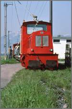 Feldwegkreuzung auf dem Rheindamm bei Kriessern.