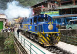 Dieselrauch in Aguas Calientes: Lok Nr.