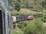 FCHH historisch : #436 ( MLW, Canada M.6078.03 / 1974, Type Alco DL535B, CoCo ) hlt zum Zusteigen irgendwo ... - 29/04/2007