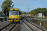 SA 138 003 fährt am 28.09.1019 als R 90311 in Hel ein.