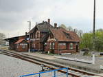 Durchfahrt durch den Bahnhof Rakoniewice auf dem Wege von Wolsztyn nach Poznań (Posen) am 29. April 2017.