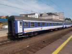 Polnischner Liegewagen Bcou 51 51 59-70 052-2 am Schluß vom endeten,am 16.August 2015,TLK 48200 aus Bielsko Biela Glowna in Szczecin Glowny.Davor der Schlafwagen.