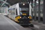 WROCŁAW (Woiwodschaft Niederschlesien), 10.10.2012, SA134-007 als Regionalzug nach Wołow wartet auf die Abfahrt