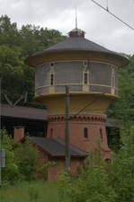 Wasserturm in Miedzylesie bei strömenden Regen.10.06.2017 09:03 Uhr.