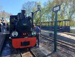 WKP Ty 3471 am 07.04.2026 beim restaurieren im Bahnhof Cambron-Abbey in Pairi Daiza.