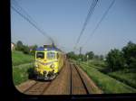 060DA-2222 von der LOTOS und noch eine von der SIGMA fahren mit einem Kesselzug. Das war auf dem Weg nach Skarżysko Kamienna.