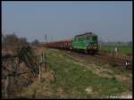 ST43-366 mit einem leeren Autozug in Richtung Zawidow am 04.04.2009 in Jerzmanki