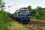 ST44-1222 und ST44-1212 mit Kohlezug in Przelek (18.05.2011)