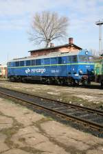 Schn in der Sonne steht die SU46-043 in Wegliniec.21.03.09