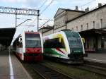 SA133-003 der Lubuska Kolej Regionalna (LKR) und der von der Wojewodschaft Gropolen finanzierte SA132-001 der PKP-PR in Krzyz (Kreuz).
05/2010