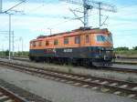 Im Güterbahnhof von Szczecin Gumience stand am 31.Juli 2010 die 181 144 abgebügelt.