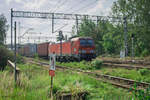 Vectron 5 170 035-7 der DB Schenker Polen mit einem Conteneirzug in Tychy(Tichau) am 30.09.2017.