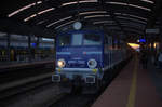 1140 026-2 brachte den TLK  54108 (TLK  Twoje Linie Koleje), vergleichbar mit einem IR der DB , von Gdynia Glowna nach Katowice Glowny.