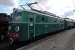 Die Elektrolokomotive ET21 im Eisenbahnmuseum Warschau (August 2011)