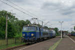 ET22-014 mit ET22-803 in Bahnhof Nowy Bieruń am 03.08.2016).