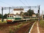 ET22-209 mit Zug 73102K Zielona Gra-Przemysl Glwny auf Bahnhof Wroclaw Glwny am 11-8-2001.