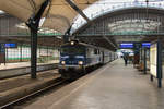 Wroclaw Glowny (Breslau Hauptbahnhof) am 14. Februar 2018. EU07-380 steht bereit zur Ausfahrt. 