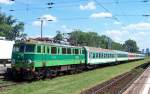 EU07 195 mit D-Zug am 24.06.2005 in Warszawa Zachodina (Warschau)