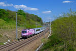 370 006 mit einem EC am 10.05.2016 bei Rosengarten.