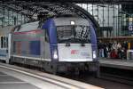 370 005-8 mit EC 55(Berlin-Gdynia-Express)von Berlin Hbf nach Gdynia Glowna bei der Ausfahrt in Berlin Hbf.26.09.2014