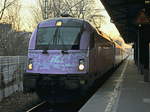 5 370 007 der PKP Intercity mit einem EIC VARSOVIA bei der Durchfahrt durch den Bahnhof Berlin Charlottenburg am 28.
