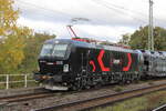 Die neue Cargounit 5370 187-4  Angelika  zeigte sich am 19.10.2026 mit einem Mercedes Autotransportzug aus Kecskem�t in Magdeburg-Neustadt.