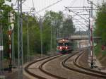 EN57-804 als ein Zug der Linie S9 manvriert zwischen vor Warszawa Jelonki am 1.05.2010.