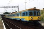 EN57-1357ra / EN57-1357s / EN57-1357rb and EN57-976ra / EN57-976s / EN57-976rb mit Regionalzug 87230 Kostrzyn-Rzepin auf Bahnhof Kostrzyn am 18-7-2005.