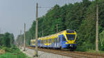 EN75-004 mit EN75-002 bei Tychy (Tichau) am 29.07.2016.