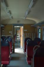 Blick in den fast menschenleeren Innrenraum des EN 71 008, kurz vor der Abfahrt nach  Jelenia Gora.