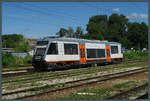EN81-003 der Polregio, einer von nur 8 elektrischen Triebwagen dieser Baureihe, steht am 02.08.2020 im Bahnhof Kielce.