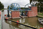 Interessante und seltene Antriebstechnik mit Wassserrädern und Umlenkrollen auf dem Oberländer Kanal.