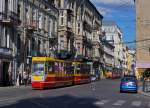 STRASSENBAHNBETRIEBE IN POLEN Strassenbahn LODZ Die modernisierten Konstalwagen 805Na in Doppeltraktion aufgenommen in der Altstadt am 20. August 2014.
Foto: Walter Ruetsch 