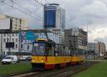 STRASSENBAHNBETRIEBE IN POLEN  Strassenbahn WARSCHAU  Trotz der Inbetriebnahme von neuen Niederflurgelenkwagen bilden auch heute noch immer die alten polnischen Triebwagen aus dem Hause Konstal das