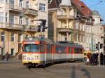 Polen / Straßenbahn Posen: Duewag GT8 ZR - Wagen 905 (ehemals Frankfurt / Main) aufgenommen im Januar 2015 an der Haltestelle  Most Teatralny  in der Innenstadt von Posen.