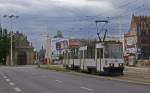 Tram Szczecin -  Linie 8 nach verlassen der Haltestelle Brama Portowa (Berliner Tor) 12.09.2009